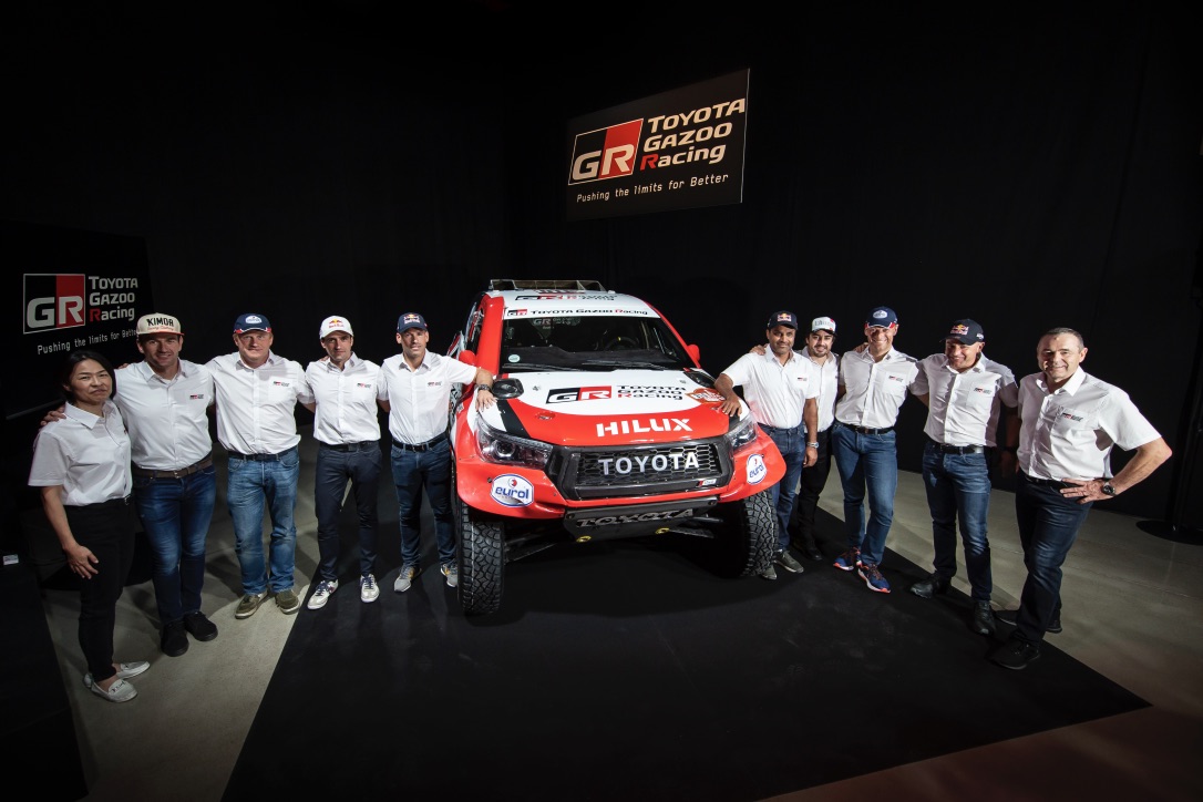 El equipo de Toyota Gaza Racing al completo para el Dakar 2019