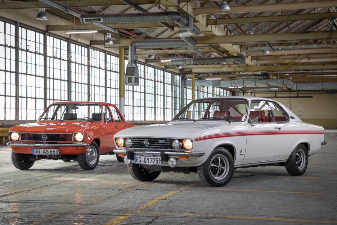 Los Manta y Ascona A.