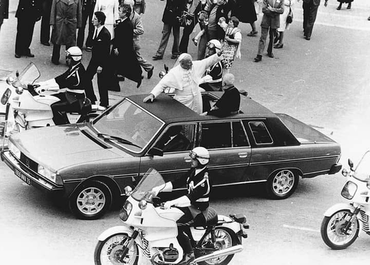 Peugeot 604 Heuliez.