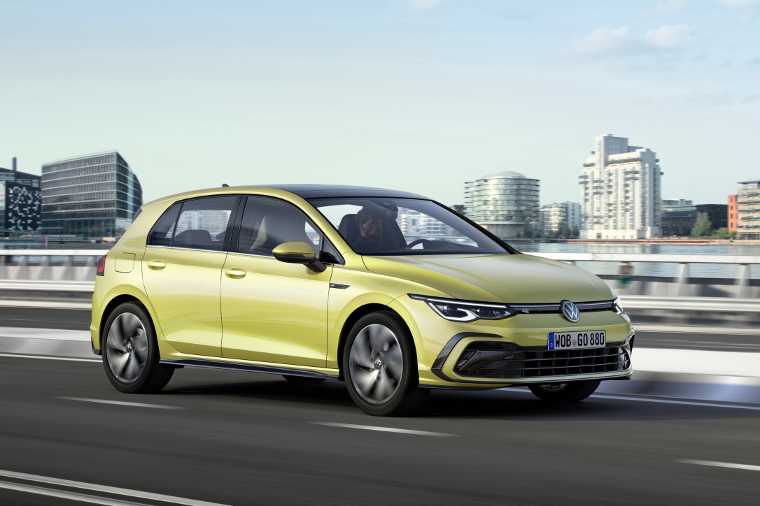 Volkswagen Golf MK VIII R-Line.