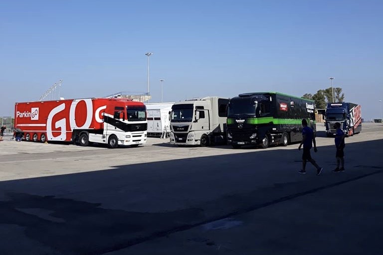 Los equipos del WSBK en Jerez.