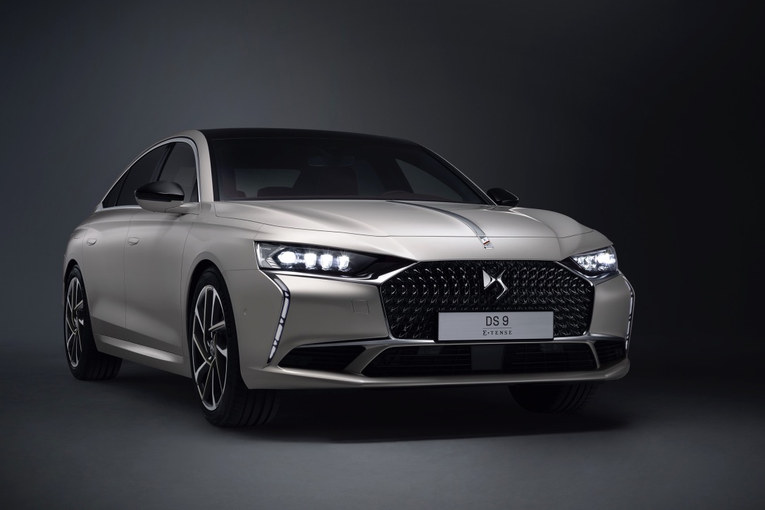 DS 9 E-Tense.