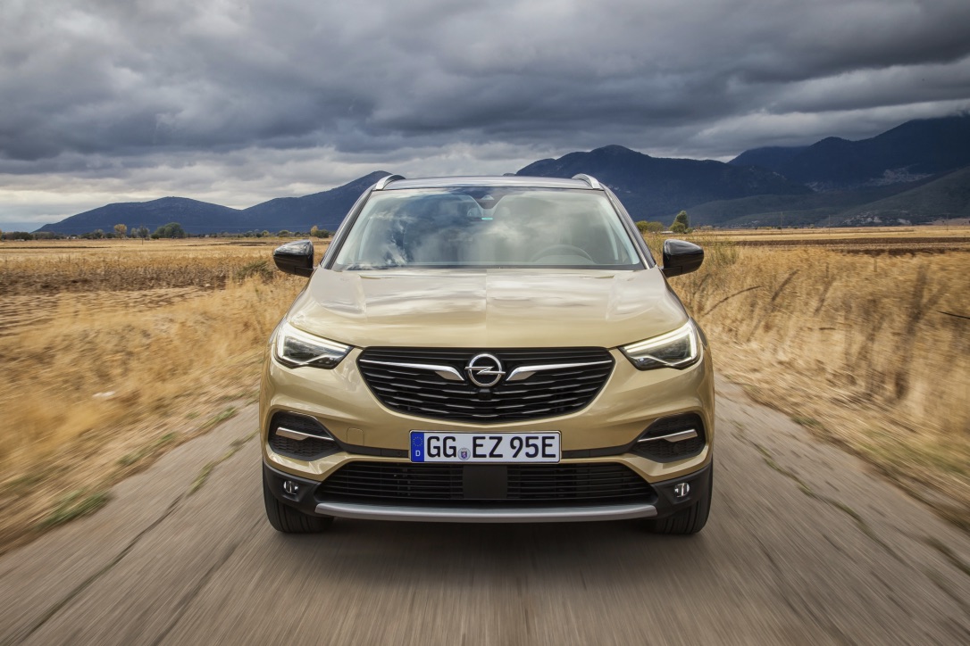 Opel Grandland X Hybrid.