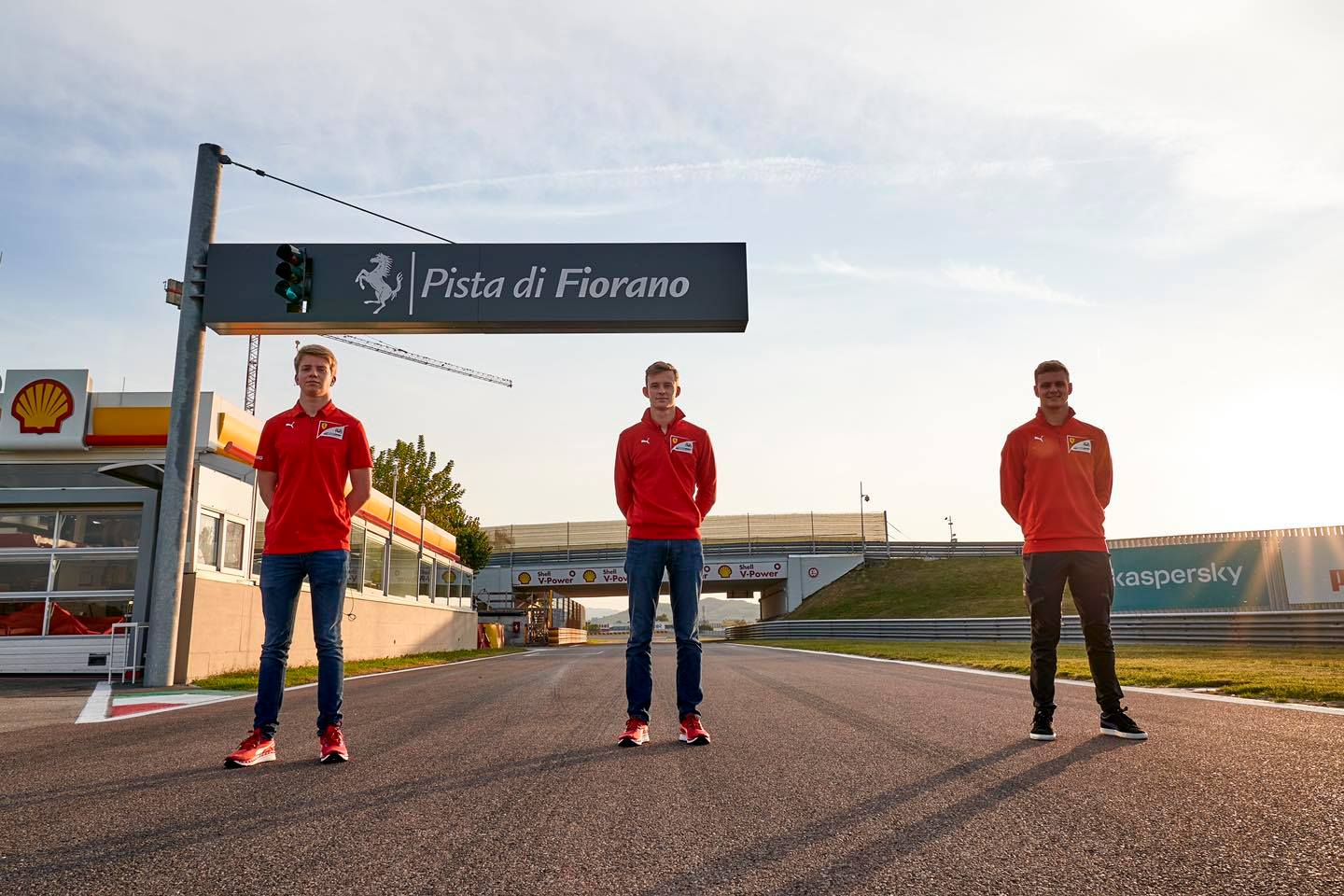 Los pilotos de la Ferrari Drivers Academy.