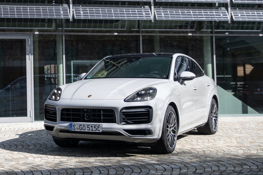 Porsche Cayenne.