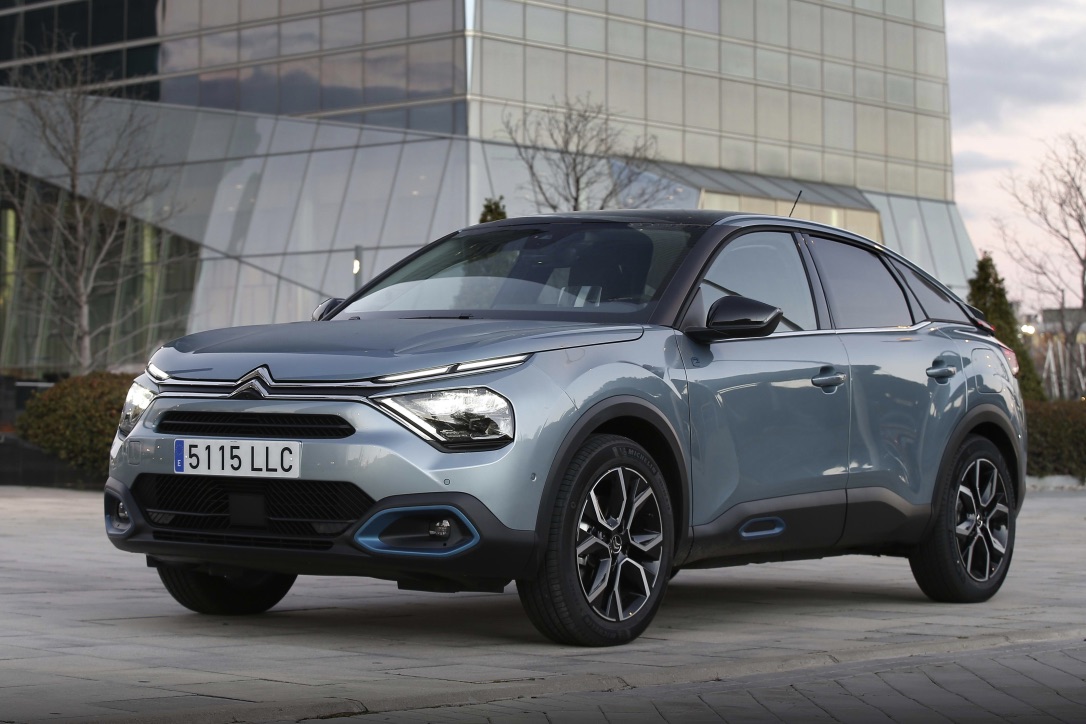 Nuevo Citroen Ë-C4.