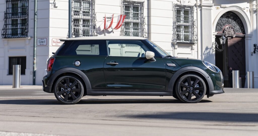 Mini Cooper S Resolute.