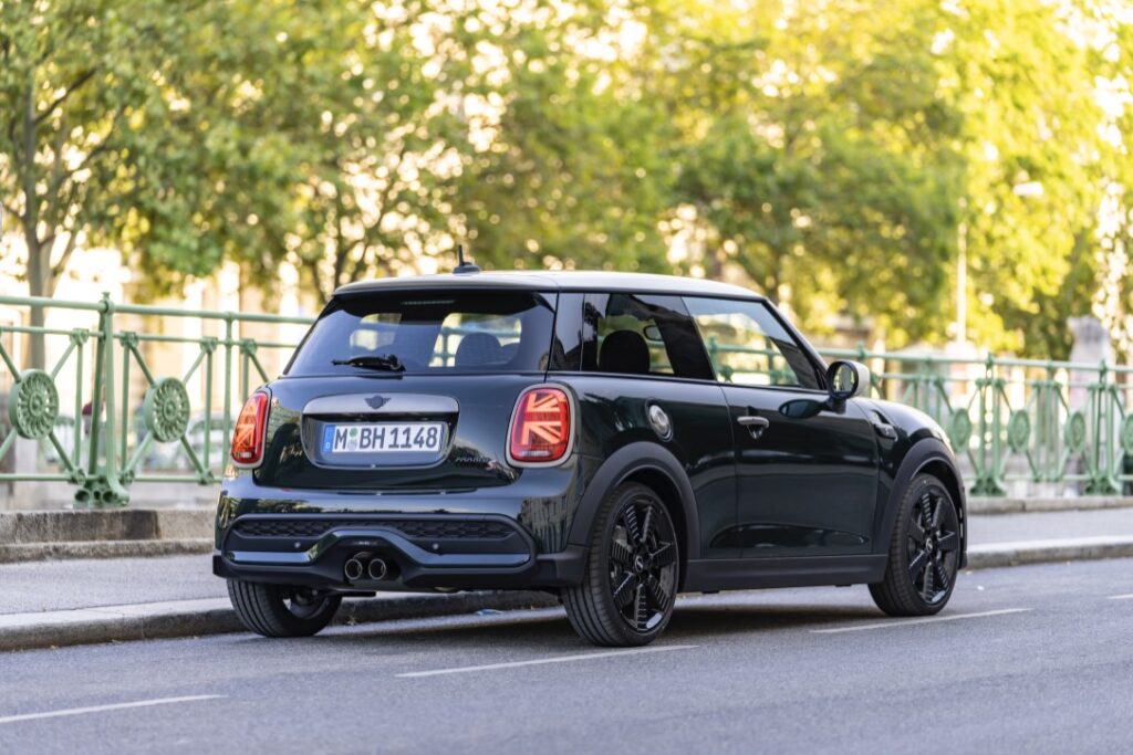 Mini Cooper S Resolute.