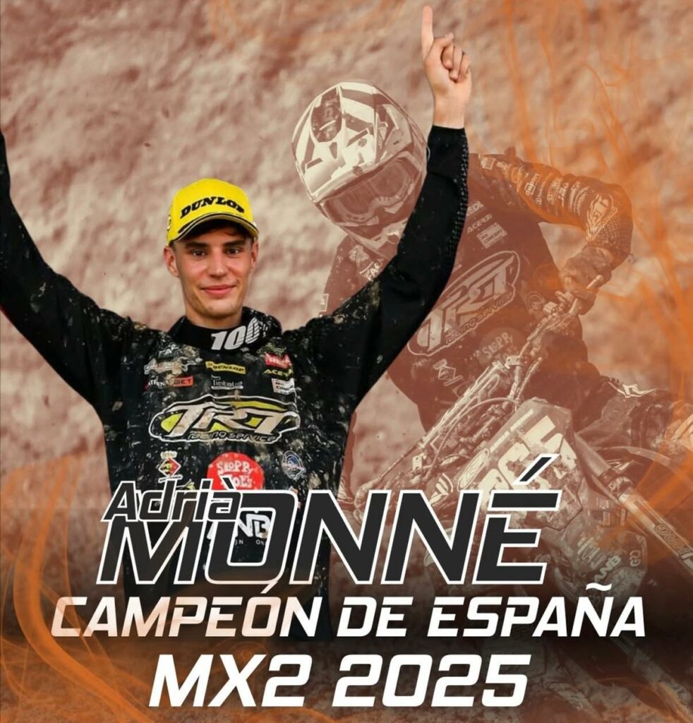 alt="Adrià Monné campeón de España de motocross MX2 2025 con TRT Motorcycles en Malpartida de Cáceres"
