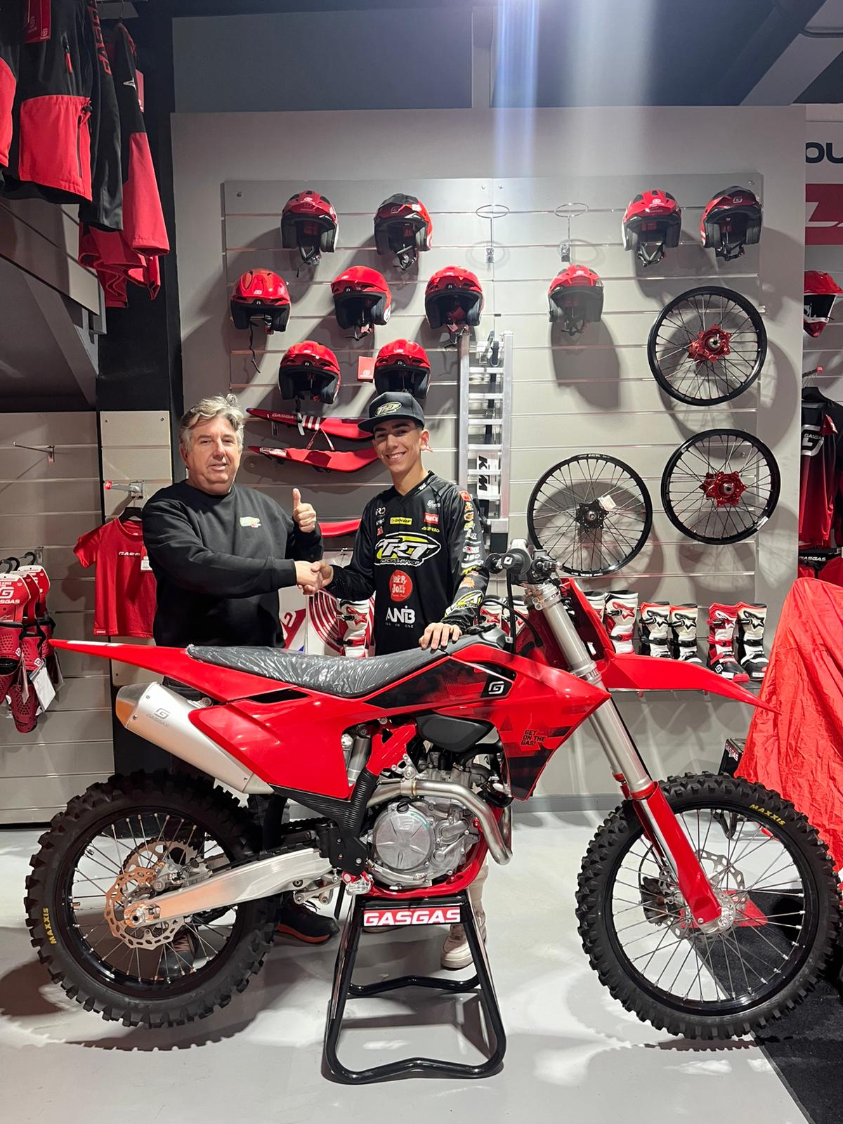 SAMUEL TAPIA LAGUIADELMOTOR