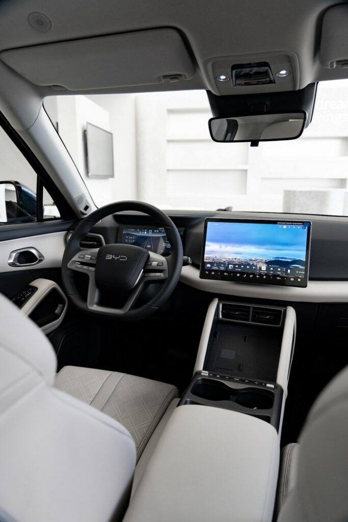 interior BYD ATTO 2 DM-i

