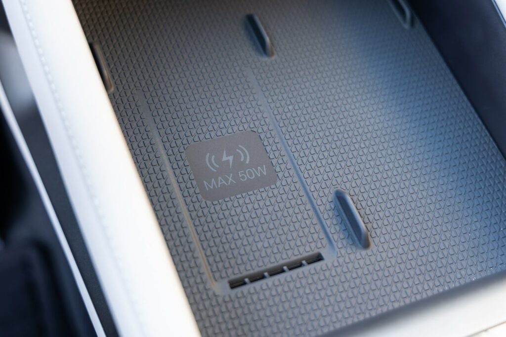 BYD ATTO 2 DM-i interior