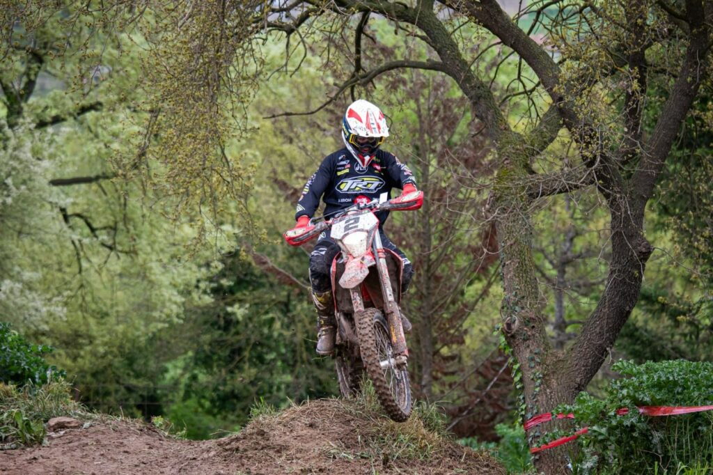 Marc Sans piloto de TRT Motorcycles en el Campeonato de España de Enduro 2025